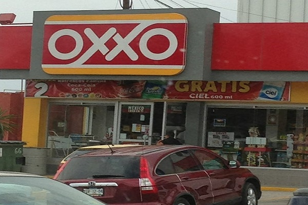 Detienen a asaltante de Oxxo en la carretera federal a Tehuacán