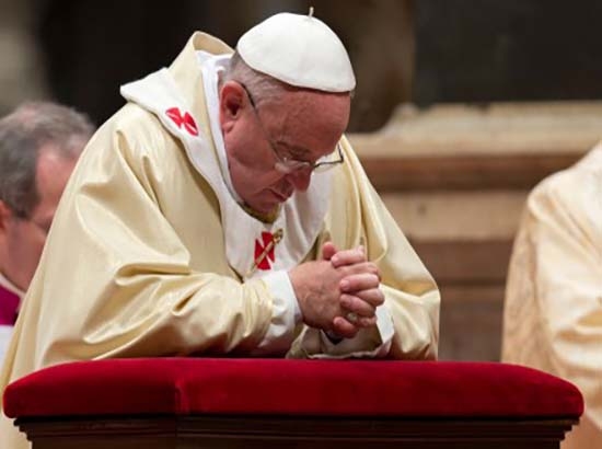 Papa Francisco: 2% del clero es pederasta