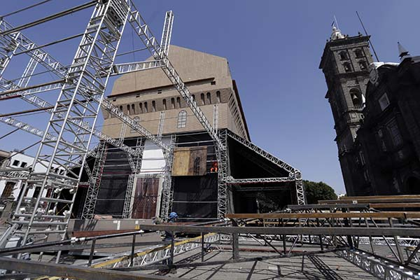 INAH dictaminará si hubo daño o no en Catedral por réplica de Capilla Sixtina
