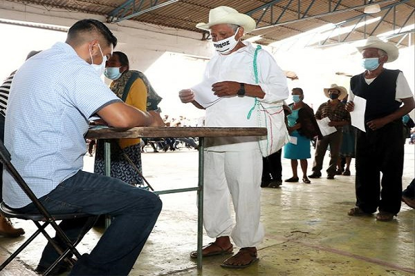 SDR entrega apoyos a productores afectados por “Grace” en la Sierra Nororiental