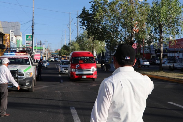 Infraccionan 115 unidades de transporte público por rebasar cupo ante contagios COVID