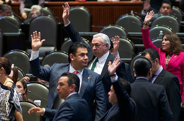 Diputados aprueban nuevas leyes de la Industria Eléctrica y Geotérmica