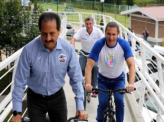 RMV, Gali y Esparza recorren el nuevo Parque Lineal Universitario
