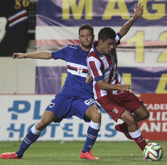 Raúl Jiménez debutó con el Atlético de Madrid