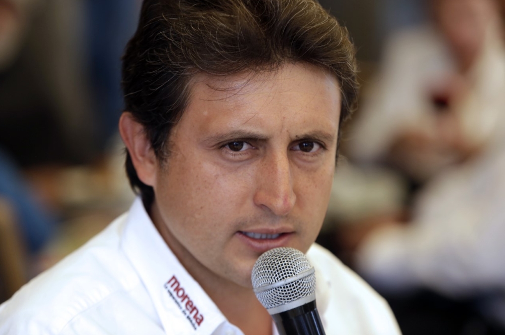 El INE sancionará a JJ Espinosa por violencia de género