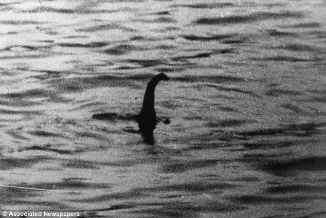 Hallan supuestos restos del monstruo del Lago Ness