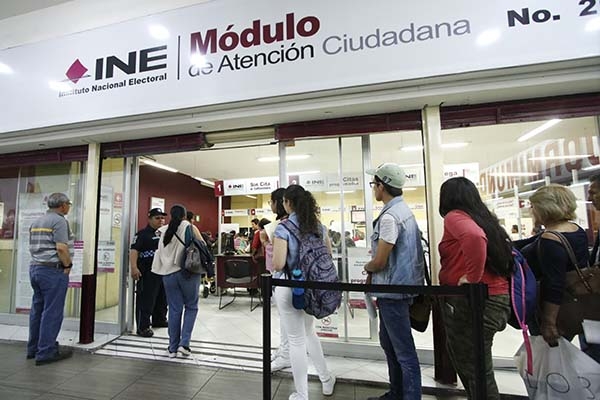 Sin recoger su credencial para votar más de 15 mil poblanos
