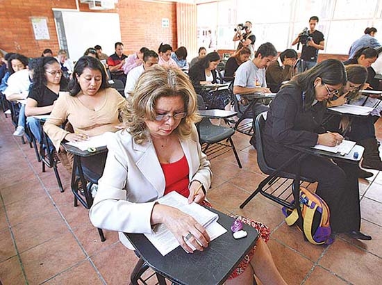 SEP: maestros reprobados, a regularización de febrero a julio