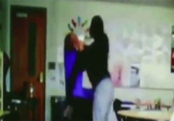 VIDEO: Maestros golpean a niños con discapacidad en EU