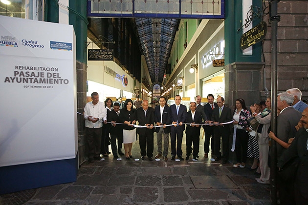 Dignifican el tradicional Pasaje del Ayuntamiento de Puebla