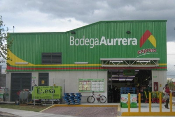 Maleantes atracaron Bodega Aurrerá de la junta auxiliar de Zaragoza