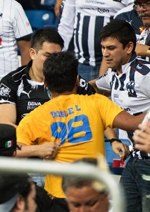 Vetan estadio del Monterrey tras bronca de cuartos de final