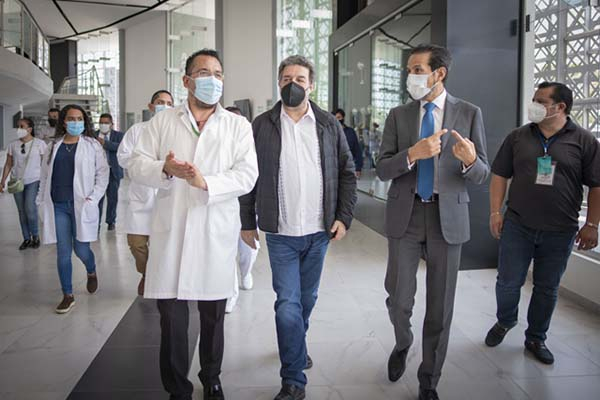 Supervisan sede de vacunación BUAP