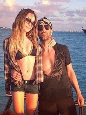 Belinda llevó serenata a Cris Angel
