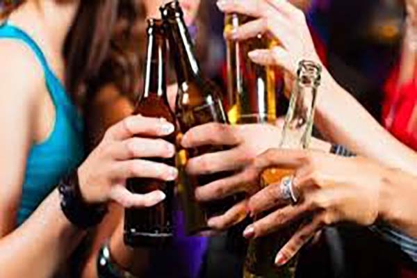 En Puebla, adicciones como el alcoholismo empiezan en jóvenes de 12 años
