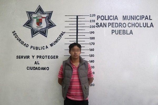 Atropelló a un peatón en vehículo robado, fue detenido en San Pedro Cholula