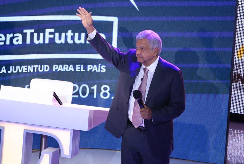 AMLO elogia a Salinas Pliego: tiene dinero y dimensión social