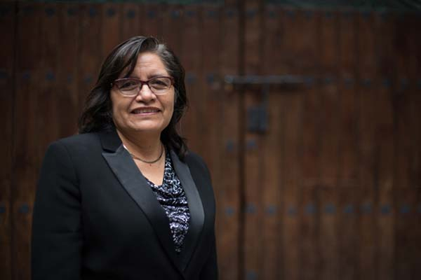 Científica de la BUAP recibe el premio municipal “Natalia Serdán”