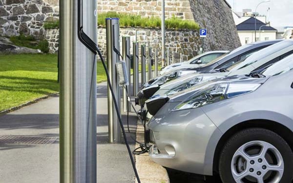 Repunta 84% venta de autos ecológicos en Puebla