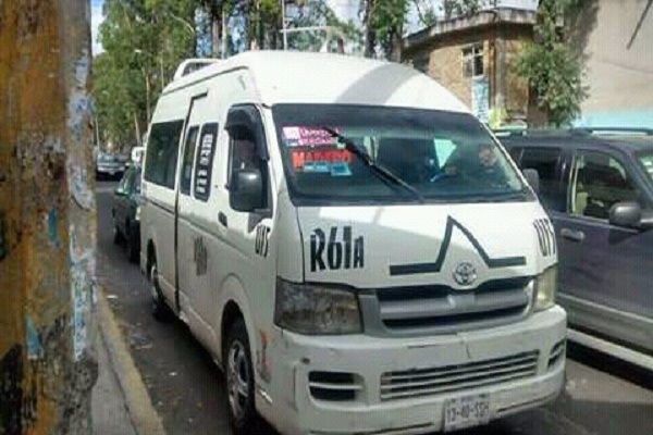 Asaltaron dos unidades del transporte público en Puebla