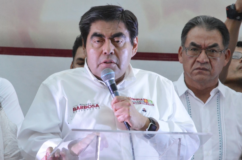Barbosa demandará a suplente de Monreal por difamación