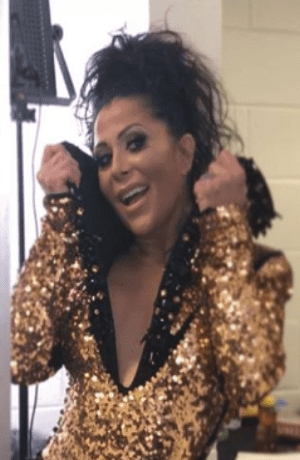 Alejandra Guzmán regaló topless a sus fans