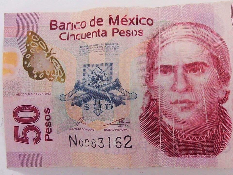 ¿Qué hacer si te pagan un servicio con un billete falso?