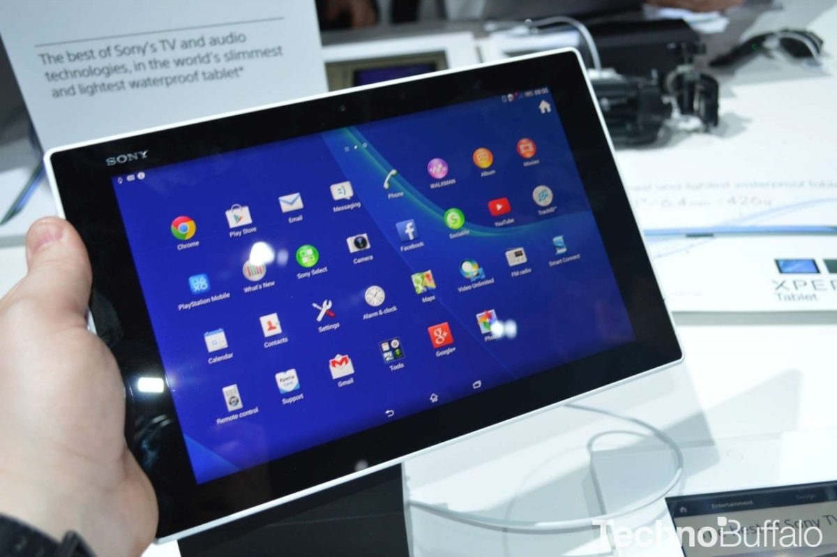 Presenta Sony la tableta más delgada del mercado