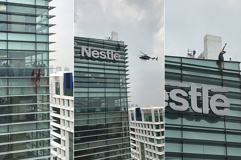 VIDEO: Ruso escala edificio en Polanco y se lo lleva la policía