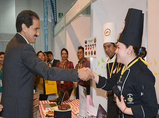 Rector de la BUAP destaca importancia de labor científica y tecnológica