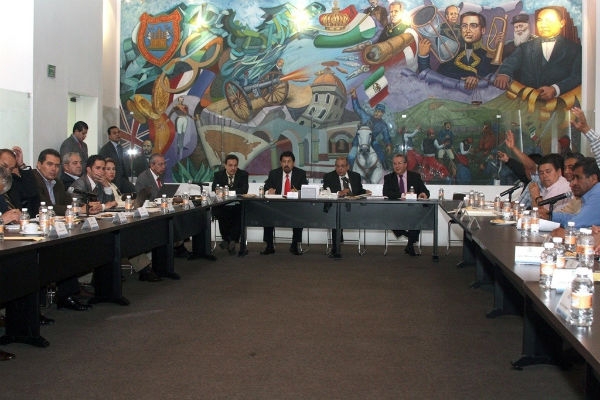 SGG y Segob se reúnen con ediles auxiliares y activistas de “Los de Abajo”