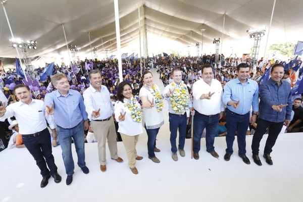 Gobernadores del PAN apoyan a Martha Erika y Anaya