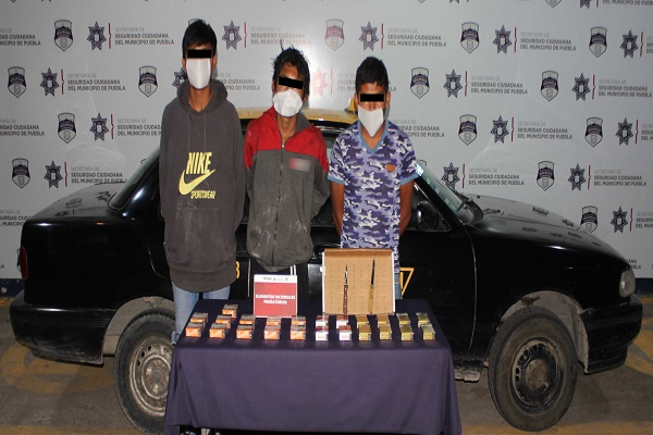 Trío de ladrones fueron capturados tras atracar un Oxxo en Los Héroes