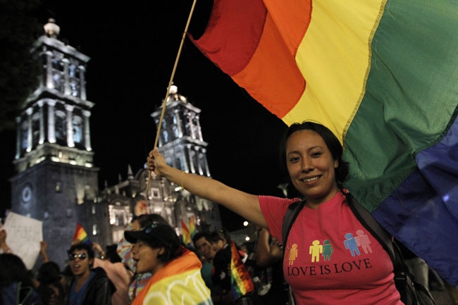 Primera boda gay en Guanajuato pese a negativa del Registro Civil