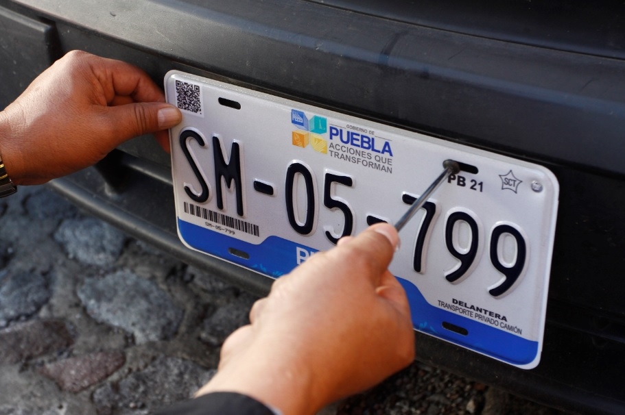 Estos son los precios para las nuevas placas y tarjetas de circulación en Puebla
