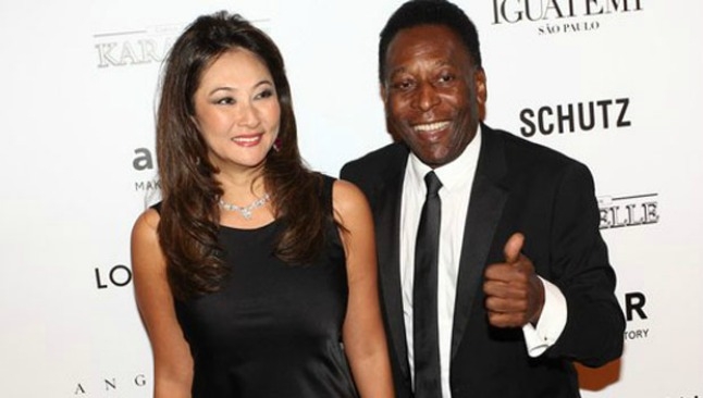 Pelé se casará con mujer 25 años menor que él