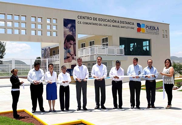 RMV y Gali inauguran tercer Centro de Educación a Distancia en Puebla