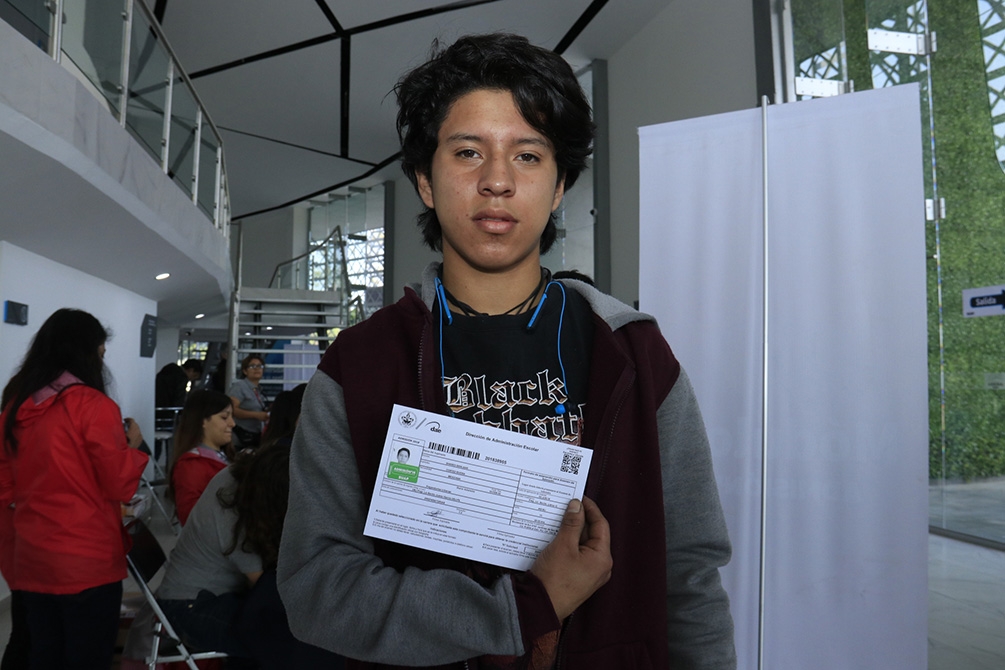 Más de 18 mil jóvenes buscan un lugar en las prepas de la BUAP