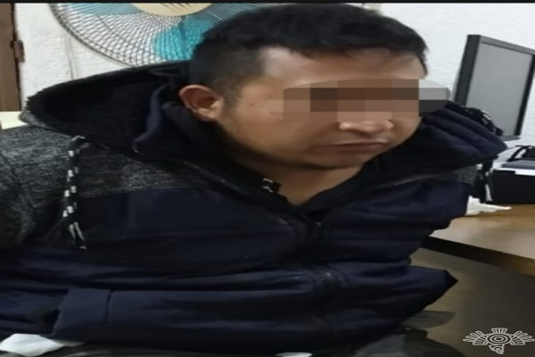 Robó camioneta con pollos de empresa avícola, fue detenido en Izúcar de Matamoros