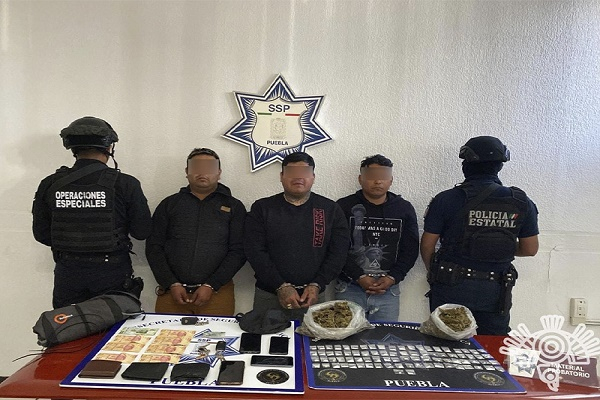 Atracaban camiones de carga, SSP los aseguró en Xonacatepec