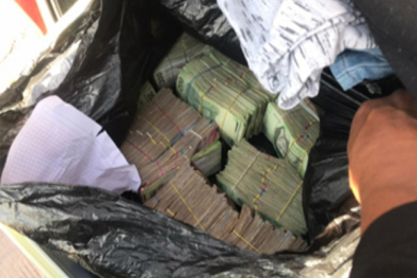 Guardia Nacional detiene en Huejotzingo a asiático con cerca de 2 millones de pesos