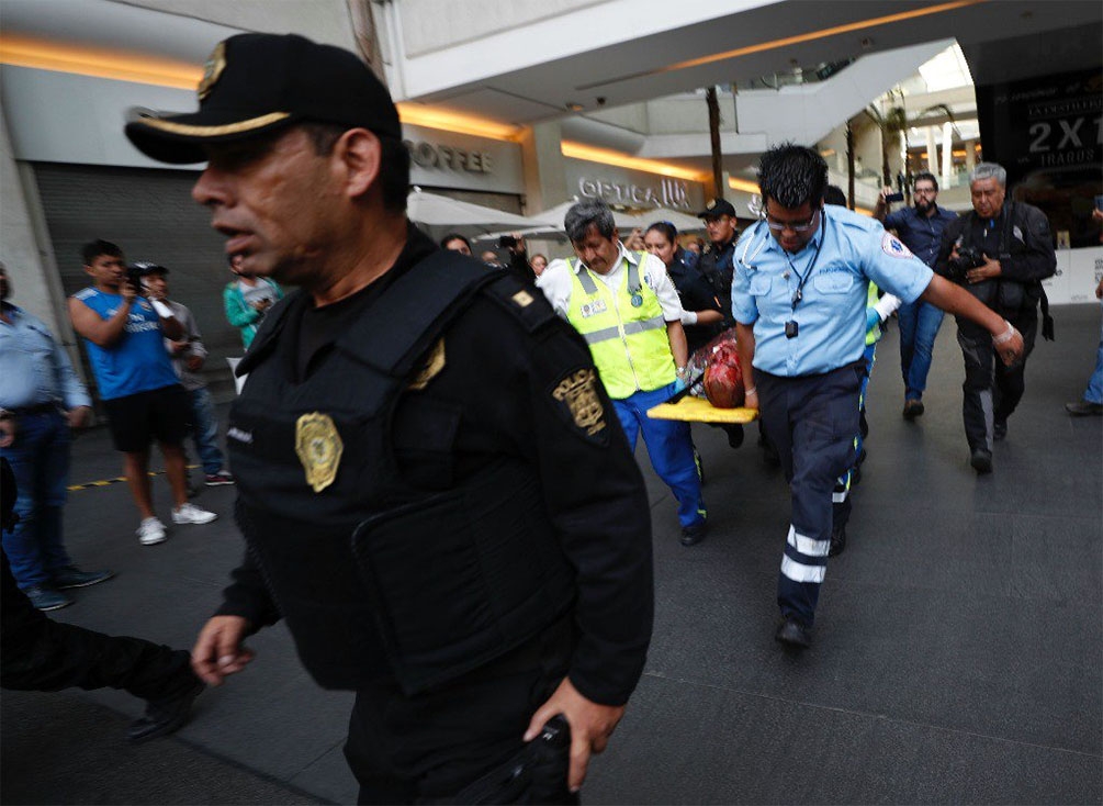 Murió empleada baleada por su ex pareja en Reforma 222