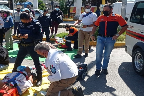 FOTOS: Al menos seis lesionados deja colisión de Ruta S-19 y pipa de Bomberos