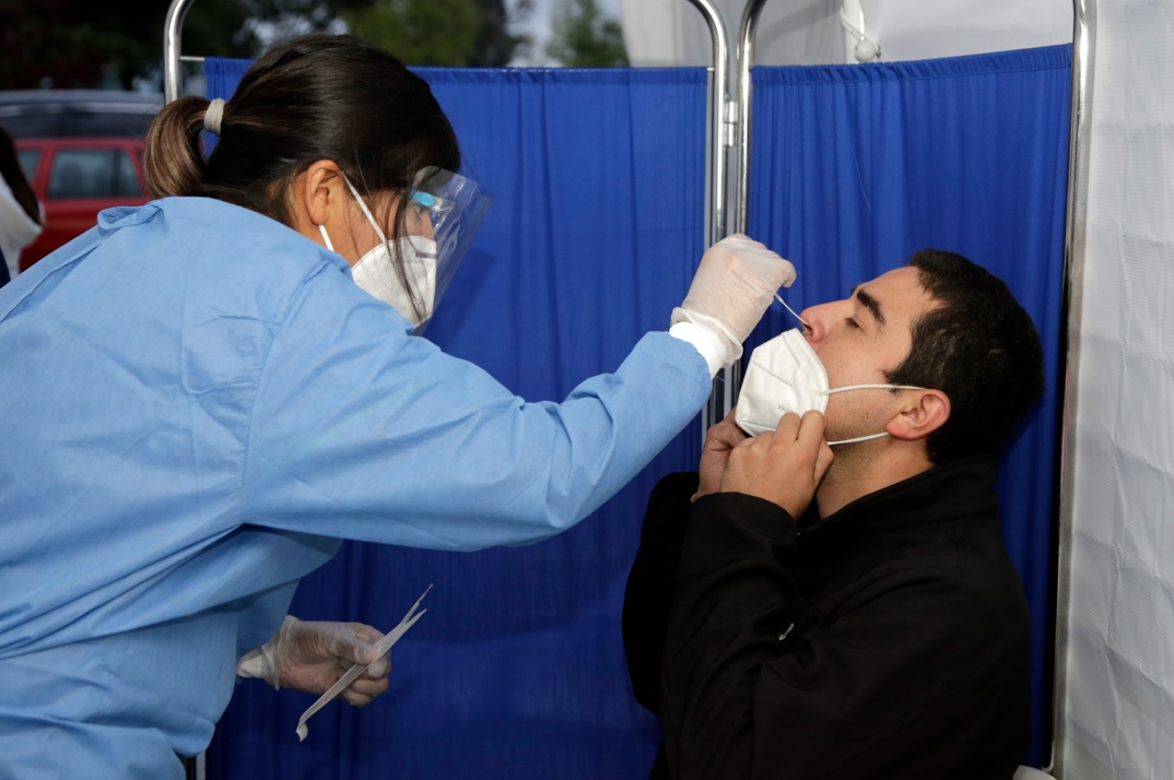 Contagios de COVID siguen en aumento; no cede tercera ola en Puebla: SSA