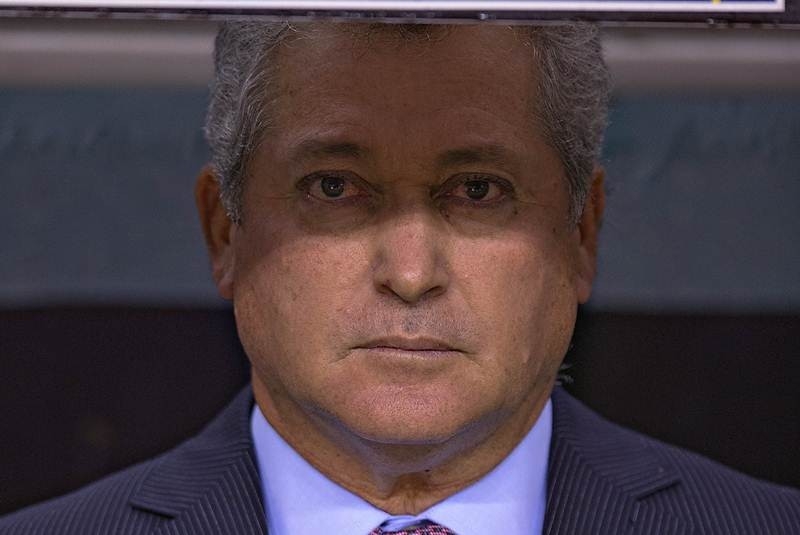 Chivas quiere a Vucetich, descarta a Chepo de la Torre