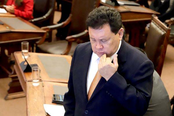 Violencia familiar es por falta de cerveza en los hogares: diputado Héctor Alonso