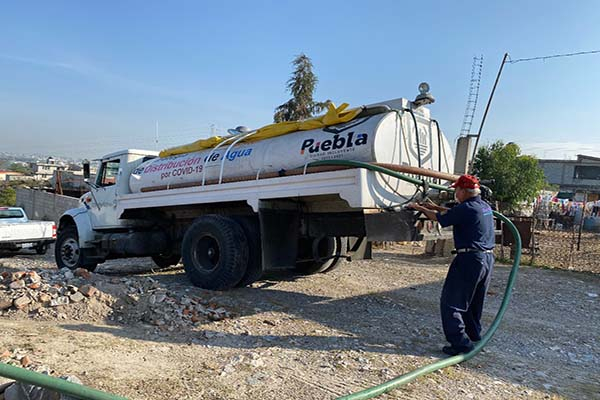 Gobierno de Claudia Rivera ha llevado más de 6 millones de litros de agua a 80 localidades