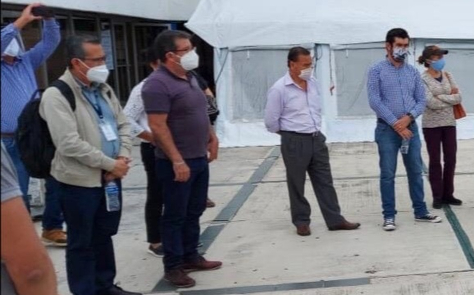 Protestan por entrega de plazas en UPN Puebla
