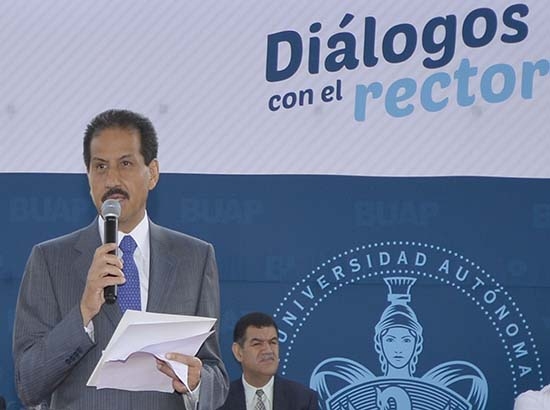 BUAP: Continúan “Diálogos con el rector” Esparza Ortiz