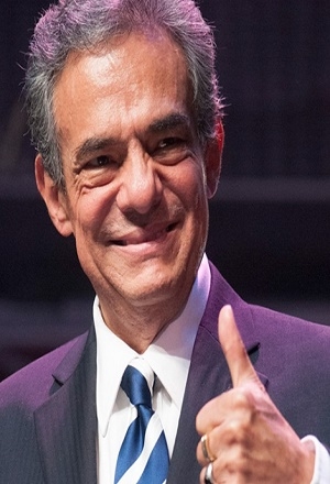 José José está feliz y “ganando” peso, dice su hija Sara en Miami